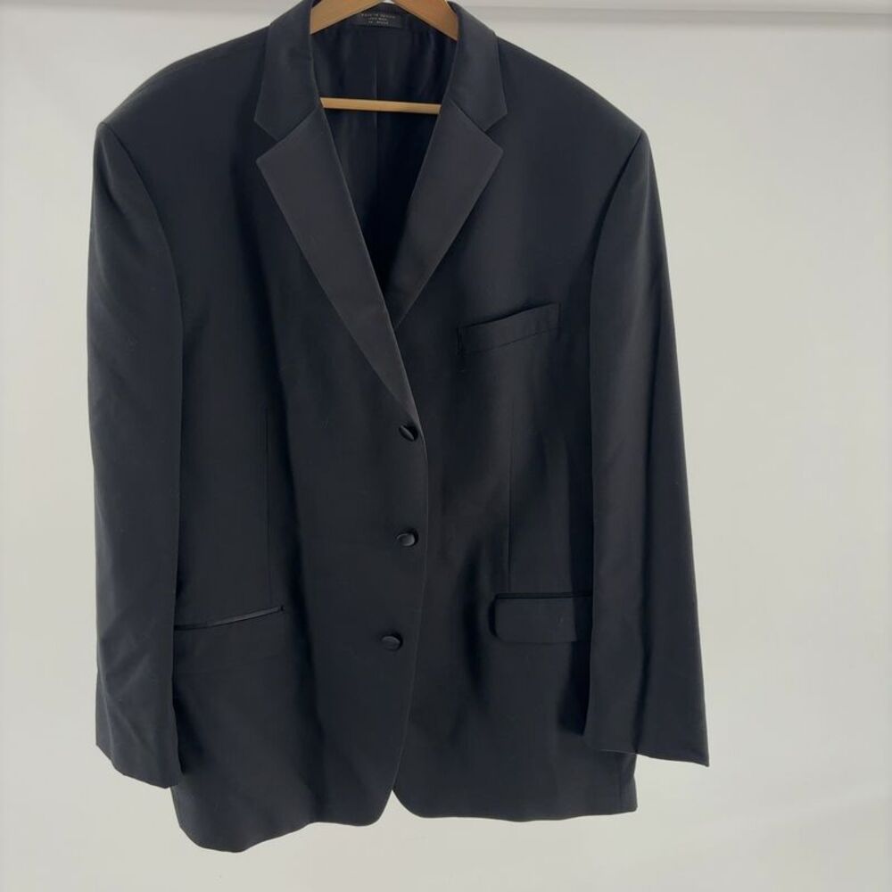 Jones New York Tuxedo Suit in Wool